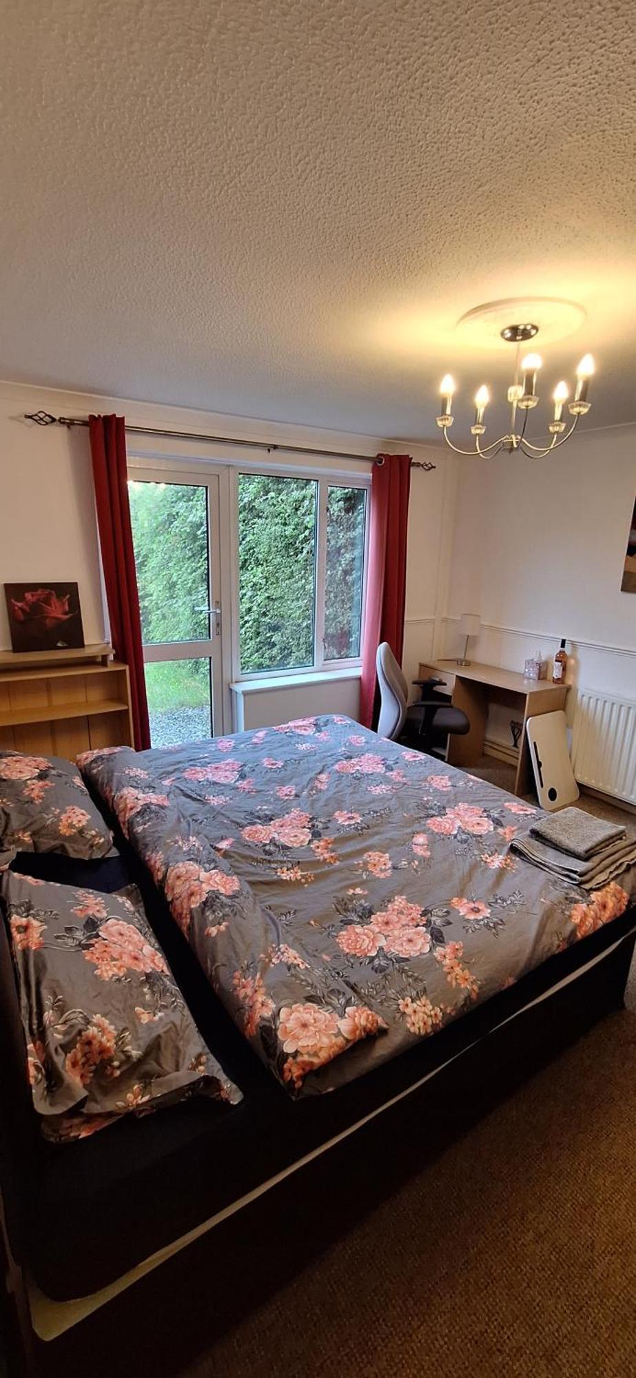 Spacious And Serene Stay Near Milton Keynes Centre Willen Oda fotoğraf